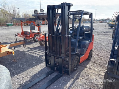 2009 Toyota 8FGCU25 4550 lb Cushion Tire Gabelstapler