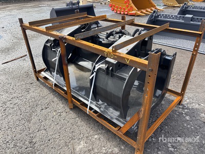 2026 Skyway BSSHG-2100 82 in Skid Steer Grapple Bucket (Unused)