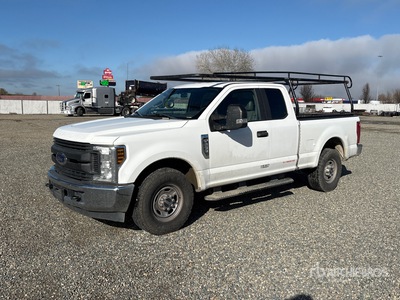 2019 Ford F-250 XL 4x2 Extended Cab Pickup