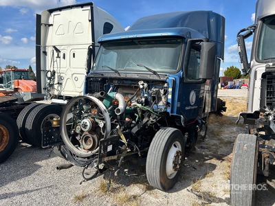 2013 Volvo VNL T/A Sleeper Truck Tractor (Inoperable)