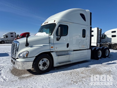 2016 Freightliner Cascadia 6x4 T/A Sleeper Truck Tractor