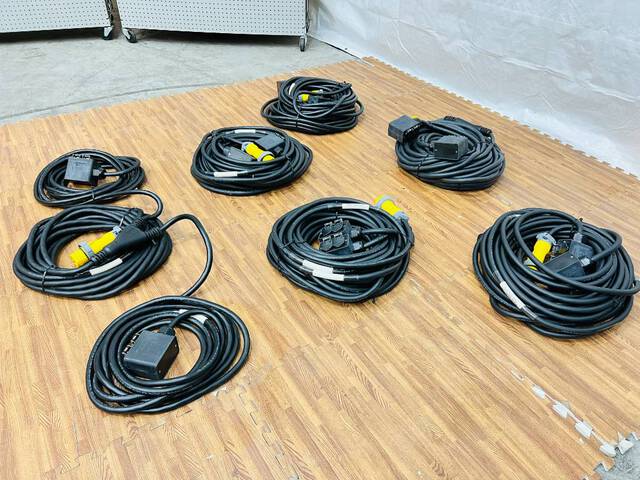 Quantity of (6) 20 Amp LEX 75 ft Y Splitter Power Cords w/ Duplex Boxes (Unused)
