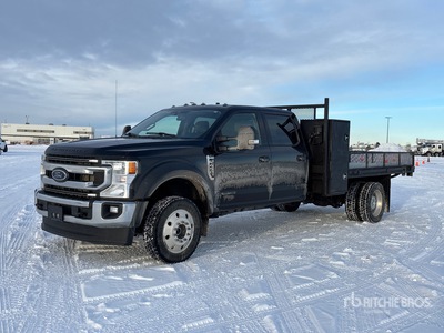 2021 Ford F-450 XLT 4x4 Crew Cab Flatbed Truck
