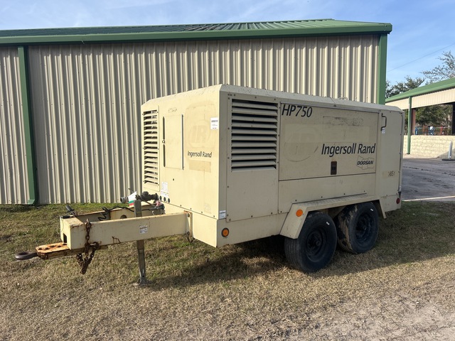 2012 Ingersoll HP750WCU-T3 750 cfm Mobile Air Compressor (Inoperable)