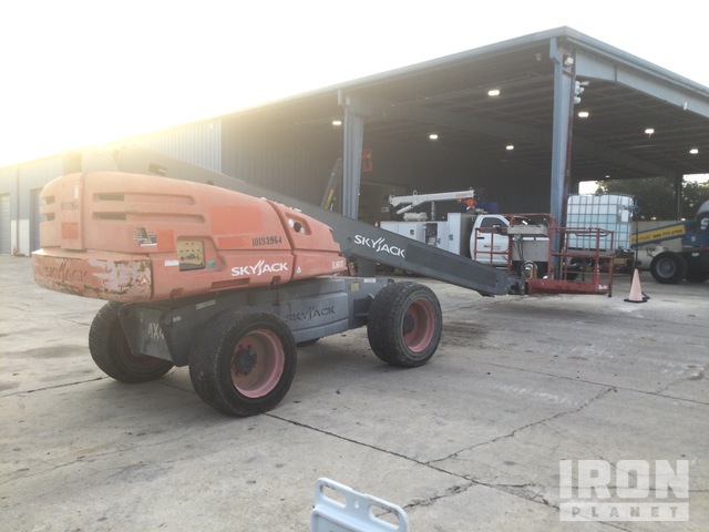 ELEVADOR TELESCóPICO 2016 SKYJACK 4WD SJ61T