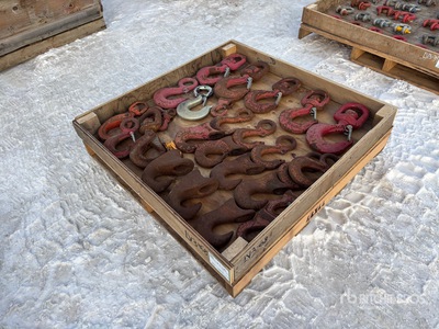 Quantity of Crosby Hooks and D Rings