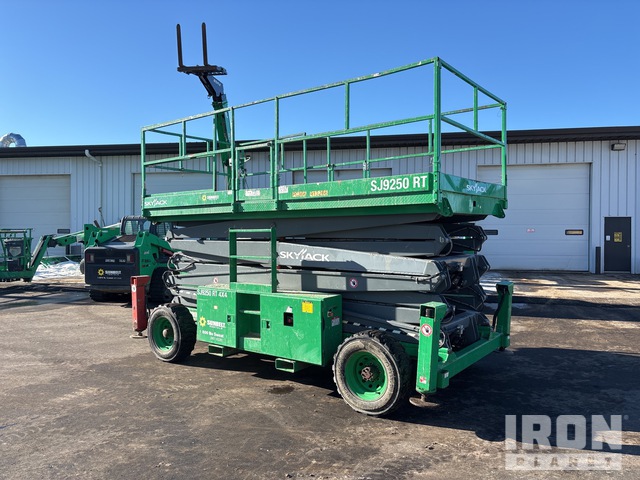 ELEVADOR TIJERA 2016 SKYJACK SJ9250RT