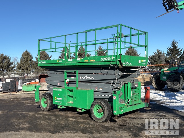 ELEVADOR TIJERA 2016 SKYJACK SJ9250RT