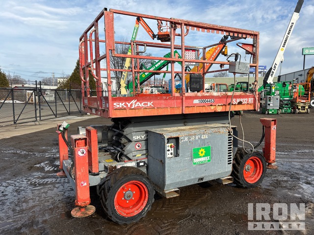 ELEVADOR TIJERA 2014 SKYJACK SJ6832RT