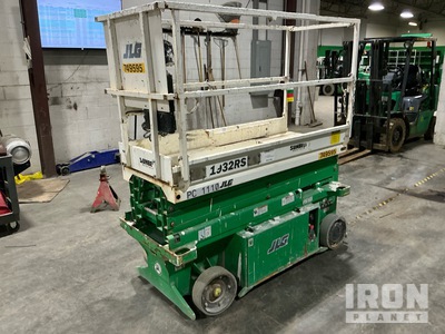 2015 JLG 1932RS Electric Ascenseur à ciseaux (Inoperable)