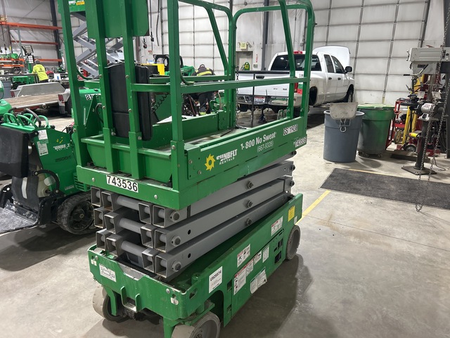 2015 Genie GS-1930 Electric Scissor Lift 2015 Genie GS-1930 Electric Scissor Lift