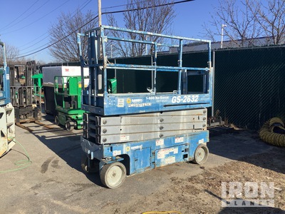 2015 Genie GS-2632 Electric Scissor Lift