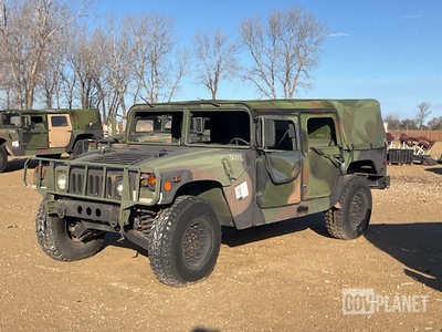 1989 AM General M1097R1 HMMWV 4 Door Soft Top w/Truck Body