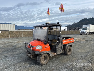 2013 Kubota RTV900 4x4 مركبة متعددة الأغراض