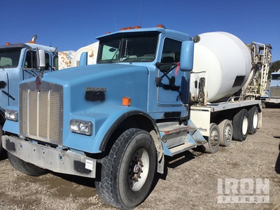2005 Kenworth W900B 12x4 شاحنة خلاط