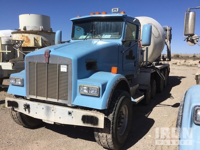 2004 Kenworth W900 6x4 Camion malaxeur (Inoperable)