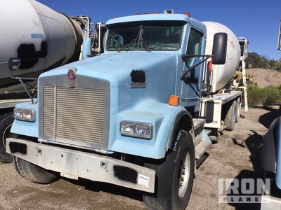 2006 Kenworth W900 12x4 شاحنة خلاط (Inoperable)