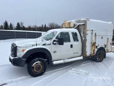 2015 Ford F-550 Super duty 4x4 Extended Cab Utility Truck