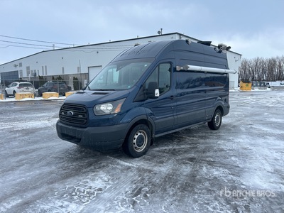 2016 Ford Transit 350 4x2 Camión Utilitario