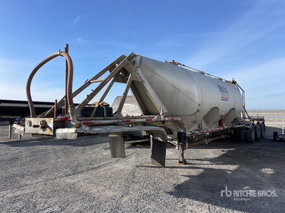 1977 Fruehauf Tri/A Tanker Trailer