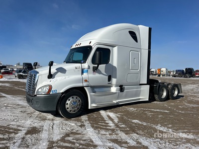 2016 Freightliner Cascadia 125 6x4 Cabeza Tractora Cabina Dormitorio