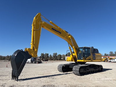 2021 Komatsu PC490LC-11 Tracked Excavator