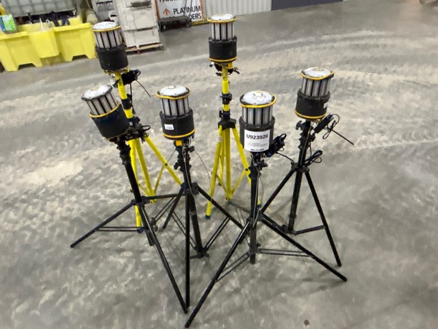 Quantity of (6)  Lind LE360LEDC-TR Work Lights