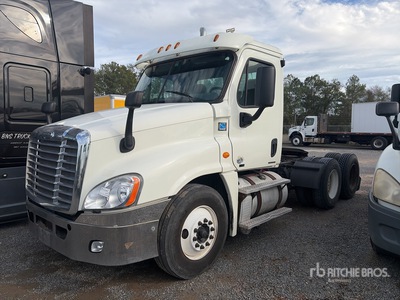 2012 Freightliner Cascadia 125 6x4 T/A Day Cab Truck Tractor