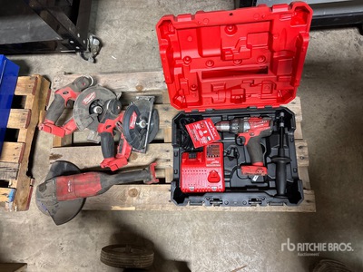 Quantity of Milwaukee Power Tools Varios, tienda, almacen, consumidor