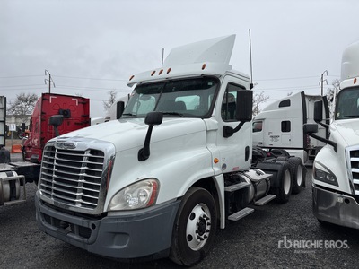 2016 Freightliner Cascadia 125 6x4 T/A Day Cab Truck Tractor