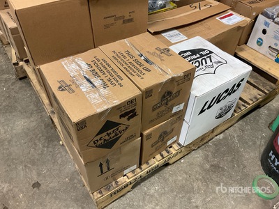 Quantity of (4) Boxes of Motor Medic De-Icer Varios, tienda, almacen, consumidor