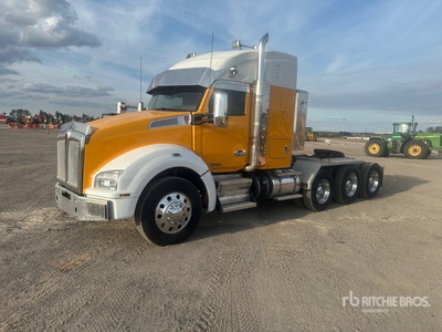 2016 Kenworth T880 8x4 Tri/A Sleeper Truck Tractor