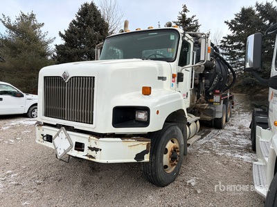 2008 International 5600i 6x4 Autocarro cisterna aspirazione
