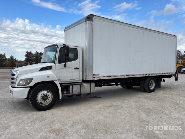 2018 Hino 268 4x2 Van Truck