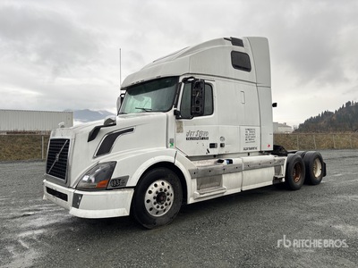 2013 Volvo VNL 6x4 T/A Sleeper Truck Tractor