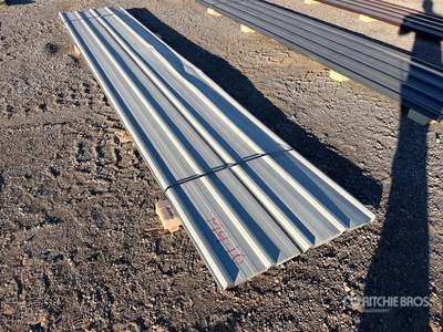Quantity of (30) White Metal Roof Panels معدات بناء متنوعة (Unused)