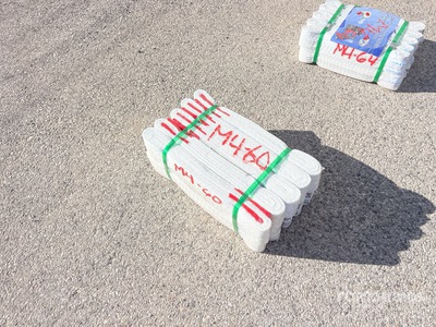 Quantity of (20) 9.8 ft x 2 in 4400 lb Heavy Duty Industrial Polyester Lifting Strap