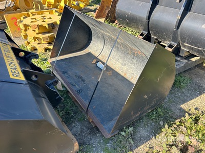 JLG 9055-5020 75 in Telehandler Bucket - Fits Gradall