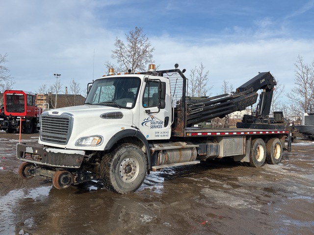 Hiab 322 E-8 HiPro 7200 kg Knuckle Boom on 2013 Freightliner M2112 6x4 Hi-Rail Boom Truck