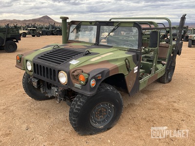 2001 AM General M1035A2 HMMWV 4 Door w/Truck Body