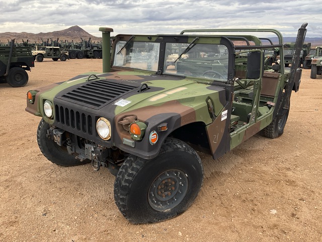 2001 AM General M1035A2 HMMWV 4 Door w/Truck Body
