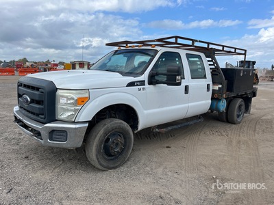 2015 Ford F-350 XL 4x4 Crew Cab Flatbed Truck