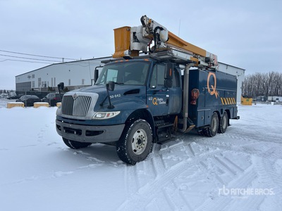 2006 International 4400 SBA 6x4 Bucket Truck