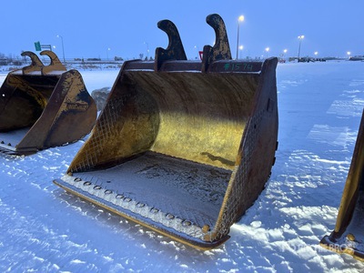 Cat 72 in Q/C Cleanup Godet de pelleteuse - Fits 300 Series Excavator