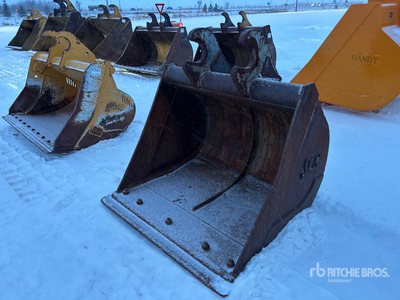 SEC 45 in Q/C Cleanup Excavator Bucket - Fits 120 Series Excavator