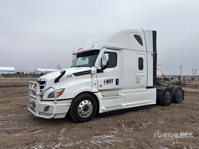 Freightliner Cascadia 126 6x4 T/A Sleeper Truck Tractor