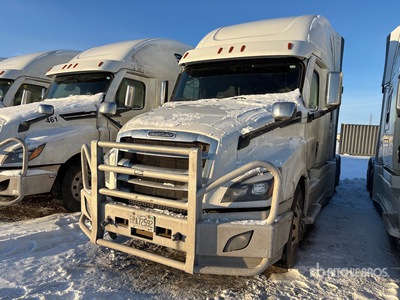 2023 Freightliner 6x4 T/A Sleeper Truck Tractor