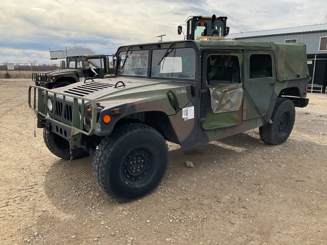 1991 AM General M1097R1 HMMWV 4 Door Soft Top w/Truck Body
