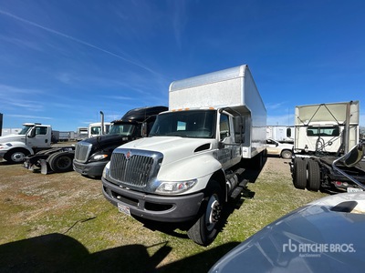 2020 International MV607 4x2 Kastenwägen