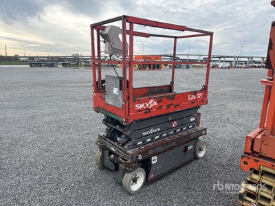 2016 Skyjack SJIII-3219 Electric Podnośnik nożycowy (Inoperable)